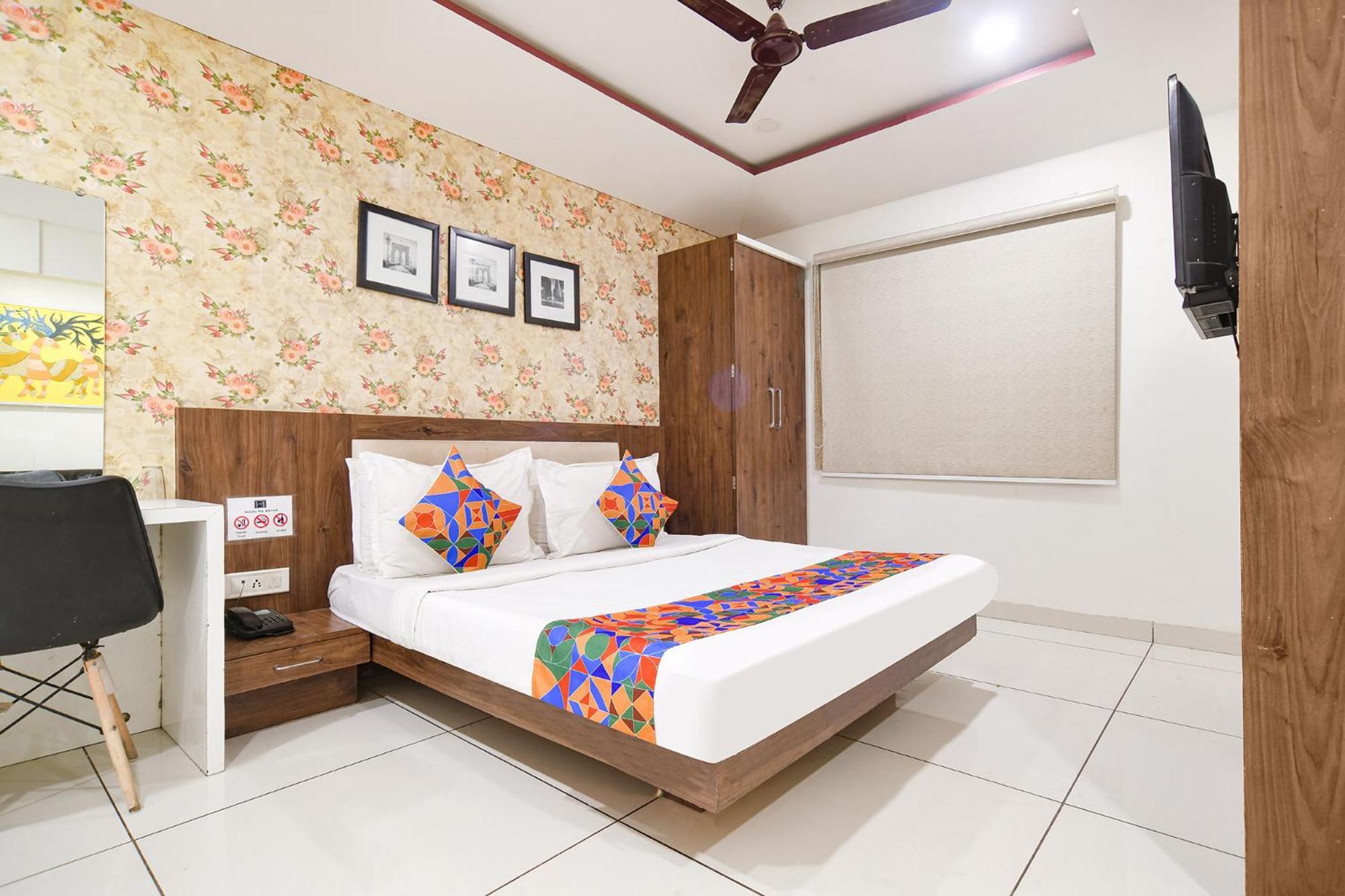 Fabhotel Shree Ram Palace Индаур Экстерьер фото